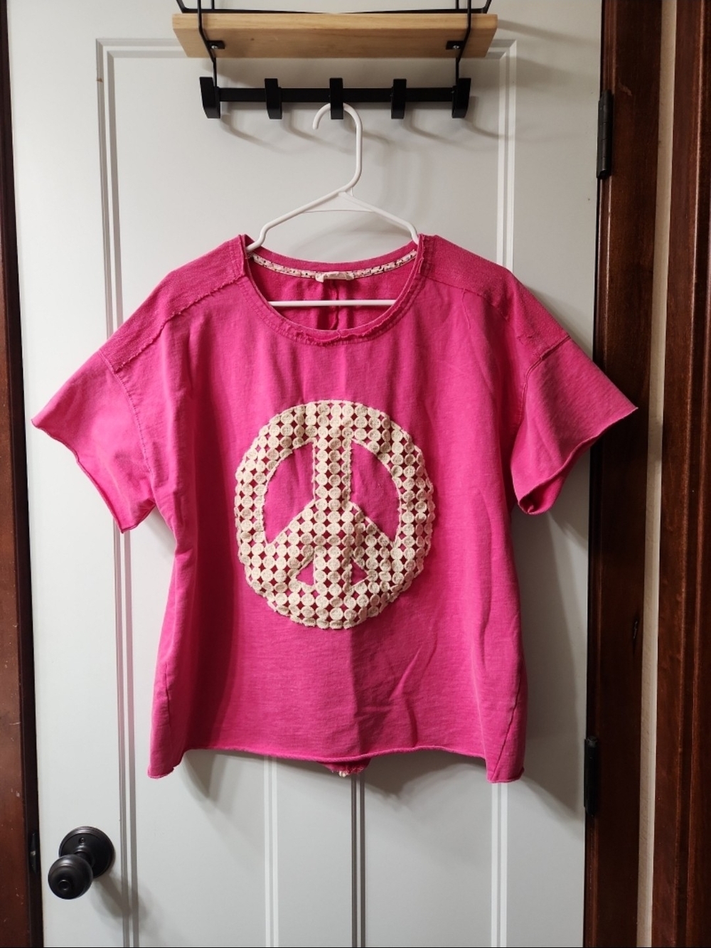 Umgee Embroidered Peace Tee - S